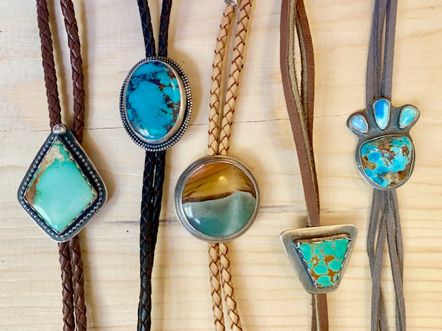 Unisex Bolo
