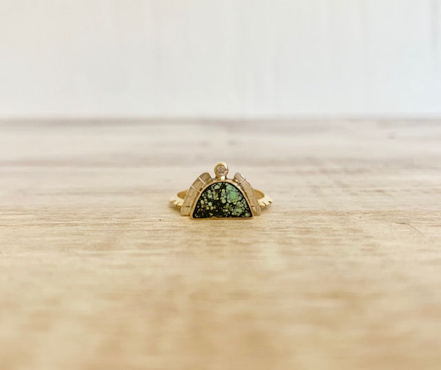 Sunrise Ring with Diamond