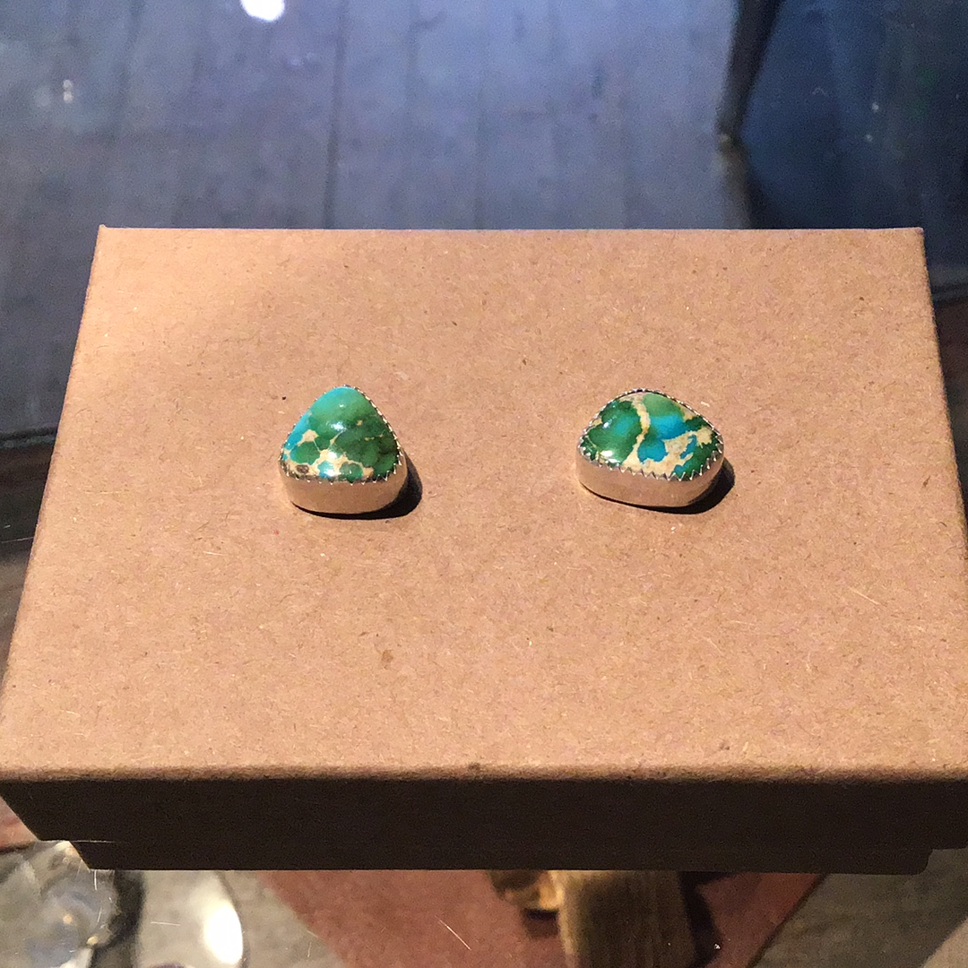 Earring Turquoise Stud